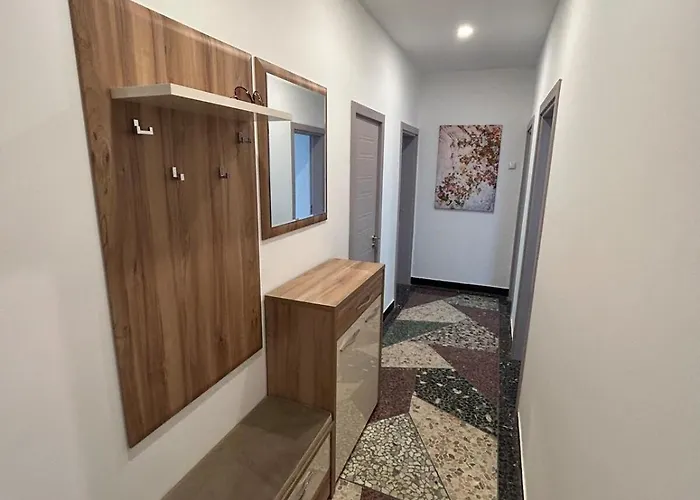 Pirin 30 2br In Citycenter * Varna