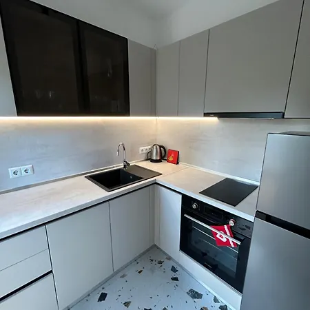 Pirin 30 2br In Citycenter Varna