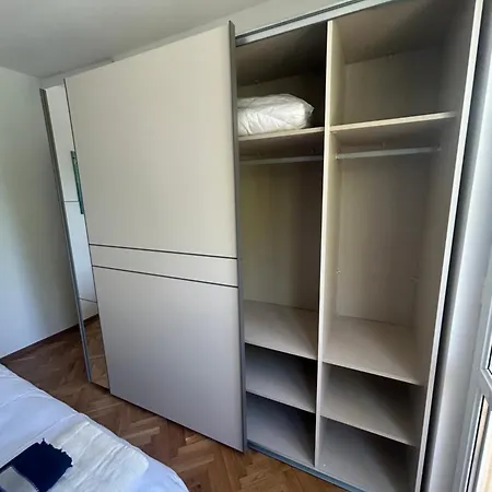 Pirin 30 2br In Citycenter Apartment