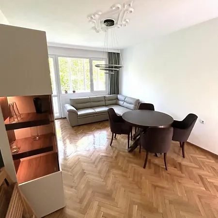 شقة Pirin 30 2br In Citycenter فارنا