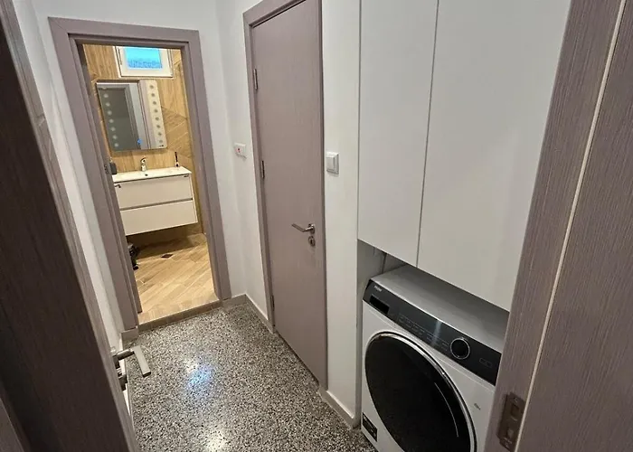 Pirin 30 2br In Citycenter Varna